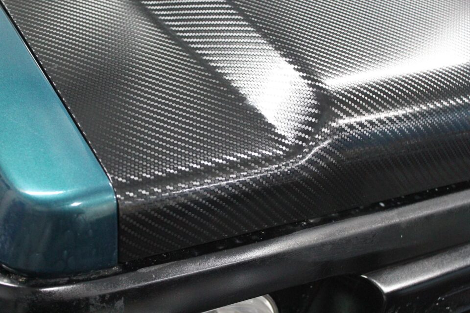 Hexis Skintac HX30CANPEB Petroleum Black Carbon Gloss (Anti-Scratch) - Czarny Karbon Połysk ( NIE RYSUJE SIĘ ) - obrazek 13