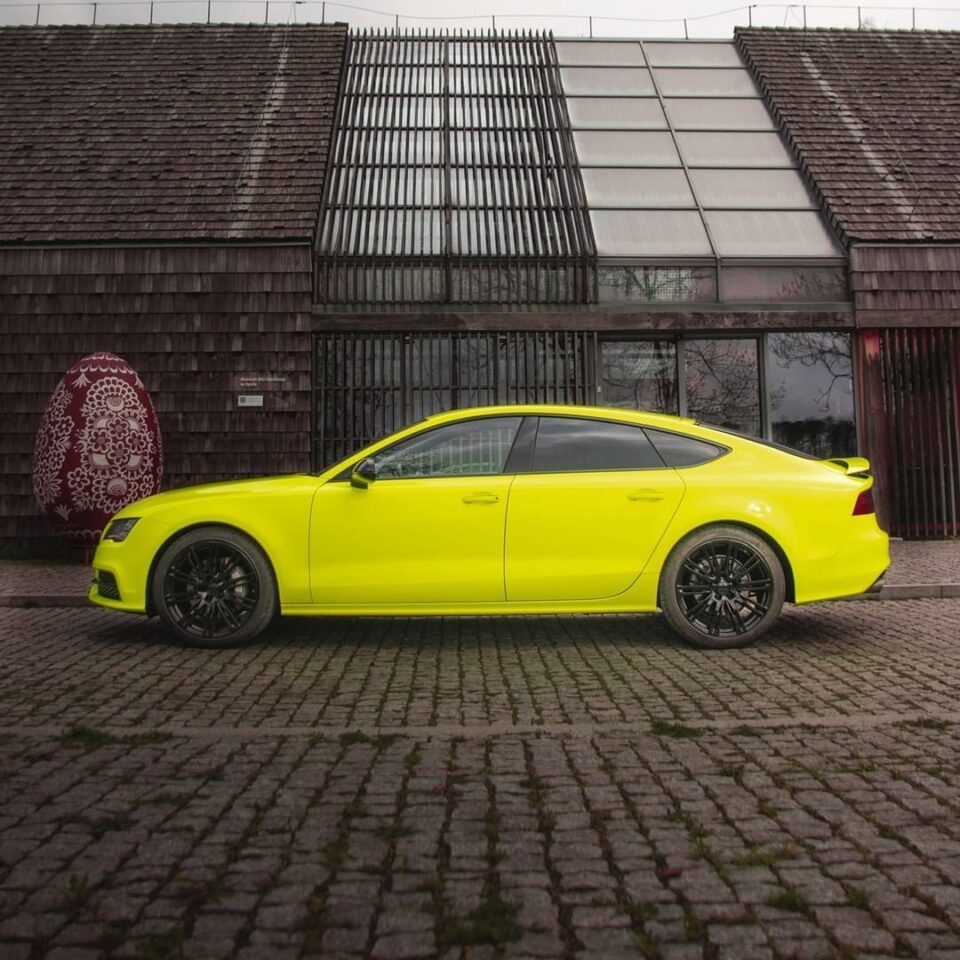 Hexis Skintac HX20613B Fluorescent Yellow Gloss - Fluorescencyjny Żółty Niemetalik Połysk - obrazek 25